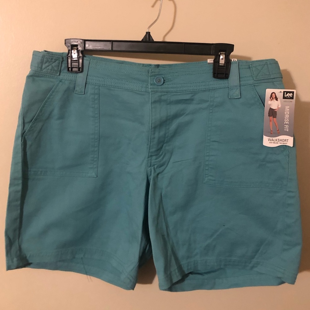 Lee Denim Shorts size Medium (12)